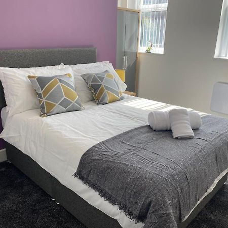 2B Spv Double En-Suite Room Wakefield Exterior foto